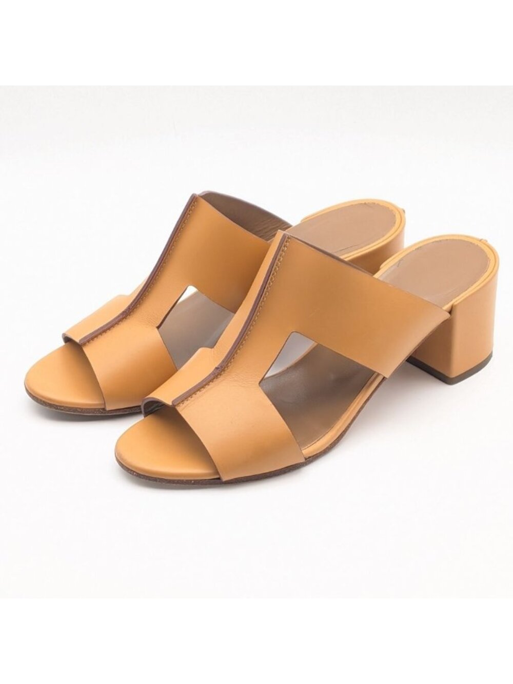 Hermes Ostia Sandals Heels Leather Beige